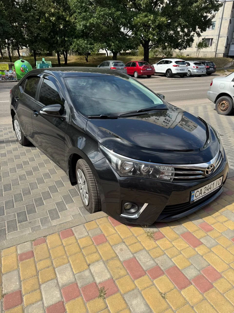 Toyota Corolla 2013 — загальний вигляд спереду